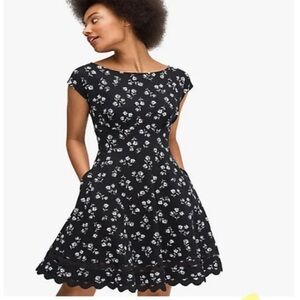 Kate Spade Floral Dandelion Ponte Dress Small NWT black/ white flowers